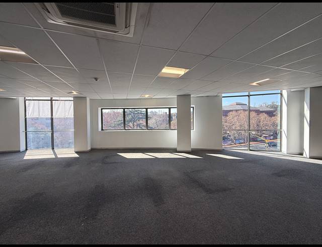 604M² OFFICE TO LET IN PARKTOWN